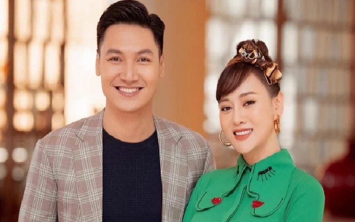 Những pha bẻ lái khét lẹt trong phần 2 'Hương vị tình thân': 'Tiểu tam' xuất hiện, thay đổi diễn viên