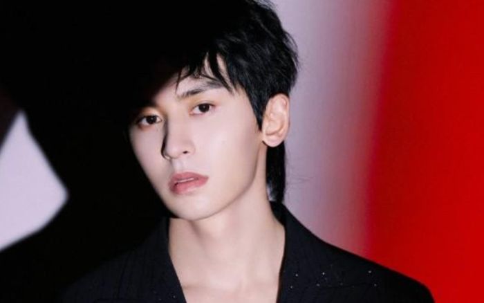 Giá vé concert của Trương Triết Hạn cao hơn cả ca sĩ chuyên nghiệp, netizen tranh cãi gay gắt