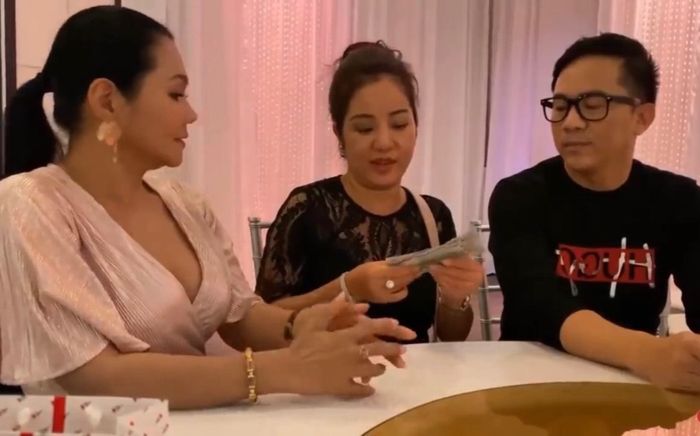 Thúy Nga tâm sự với NSƯT Ngọc Huyền: 'Người ta nghĩ xấu, tấn công em nhiều lắm'