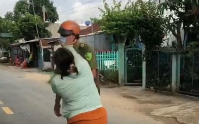 Chồng bị lập biên bản vì 'ở nhà buồn nên đến nhà thằng em chơi', vợ xông vào đánh công an