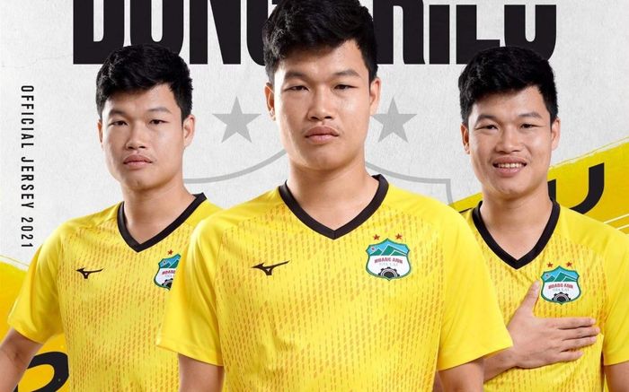 'Con cưng' của bầu Đức đấu giá huy chương quốc tế đầu tiên để chung tay thắng COVID-19