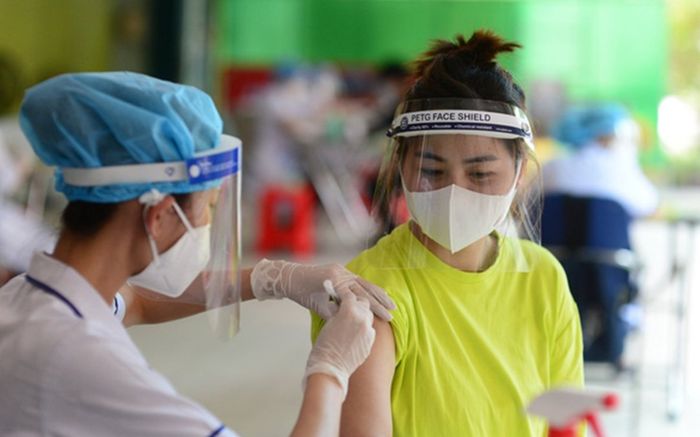 Tối 5/8, cả nước 3.301 ca mắc COVID-19 mới, 3.708 bệnh nhân khỏi bệnh