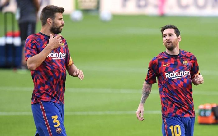 Pique đã không nói chuyện với Messi trong hơn 30 ngày, 7 'kẻ phản bội' muốn Messi ra đi