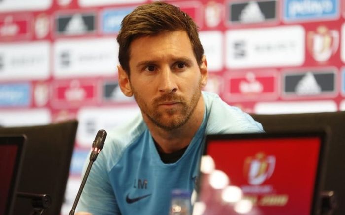 Chiều nay 8/8, Messi tổ chức họp báo ở Nou Camp