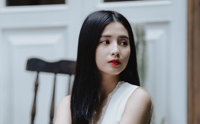 Nữ chính Thiên An trong loạt MV của Jack: Á khôi trường ĐH, bén duyên với nghề mẫu ảnh từ thời cấp 3