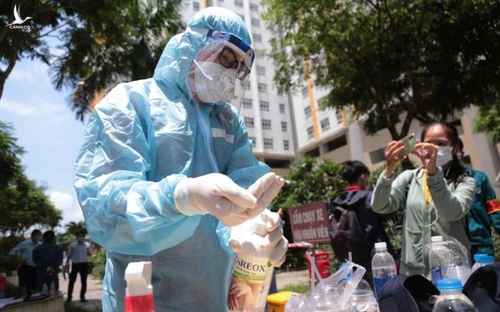 Ngày 9/8, thêm 9.340 ca nhiễm mới, trong đó TP.HCM có 3.991 ca, Bình Dương với 2.888 ca