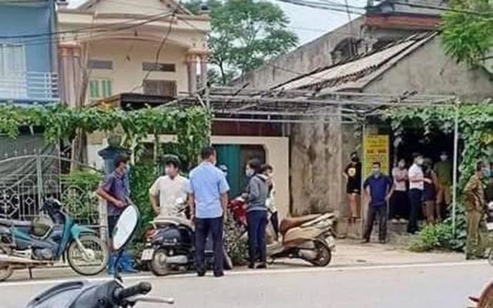 Bàng hoàng phát hiện người phụ nữ và ông hàng xóm tử vong trong căn nhà khóa trái ở Phú Thọ