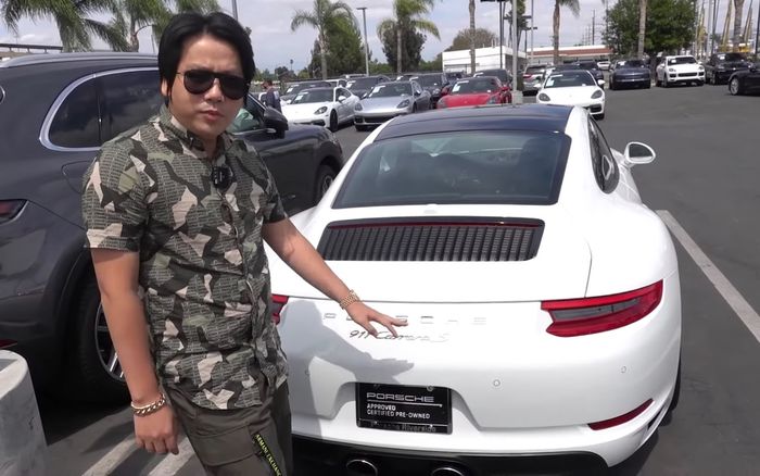 Thực hư câu chuyện Khoa Pug bị cảnh sát Canada trục xuất?