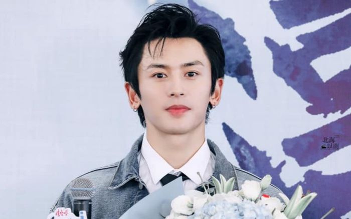 Hậu scandal của Trương Triết Hạn: 3 phim đứng trước nguy cơ cấm sóng vĩnh viễn, hàng chục NSX bị liên lụy