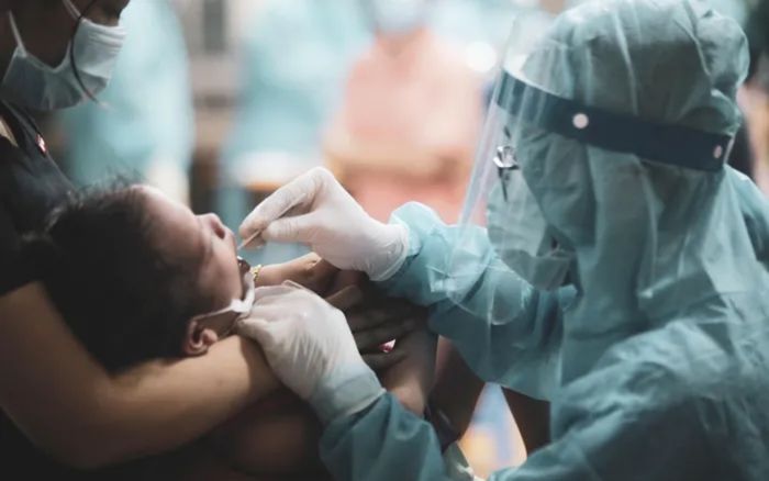 F0 hai lần từ chối xuất viện: 'Mình muốn chăm sóc các F0 đang điều trị, mọi người khoẻ là vui rồi'