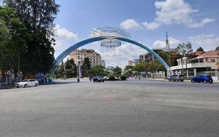 Nhiều tỉnh thành miền Tây tiếp tục thực hiện giãn cách xã hội theo Chỉ thị 16