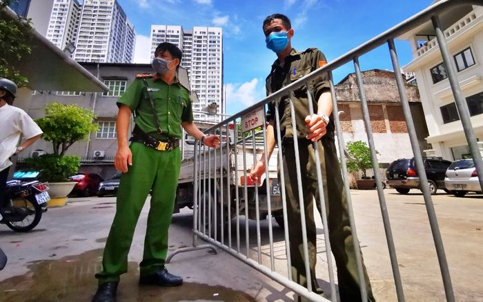 Trưa 17/8: Hà Nội ghi nhận 41 ca dương tính mới với SARS-CoV-2, trong đó có 8 ca ngoài cộng đồng