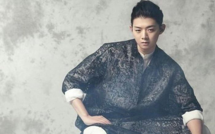 Vì sao Hoắc Tôn vừa vướng lùm xùm tình ái đã nhanh chóng tiêu tan sự nghiệp?