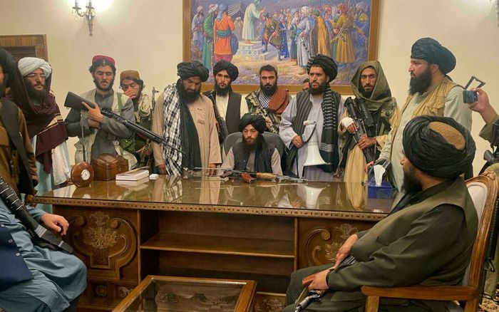 Nhiều nền tảng mạng xã hội sẽ ngăn chặn các tài khoản của Taliban
