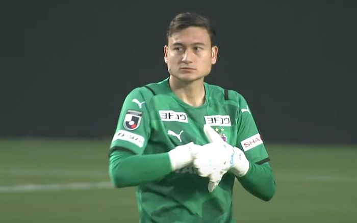 Đặng Văn Lâm 'mất tích' ở đội bóng Nhật Bản