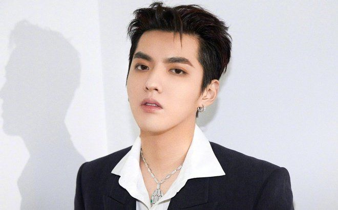 Một cô gái may mắn thoát khỏi chiêu trò dụ dỗ của Ngô Diệc Phàm tiết lộ thủ đoạn săn gái 'cực sốc'