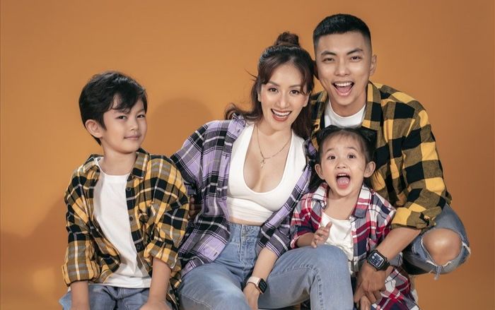 Khánh Thi phải sống xa con mùa dịch, lòng nặng trĩu khi chỉ gặp được nhau 'chớp nhoáng'
