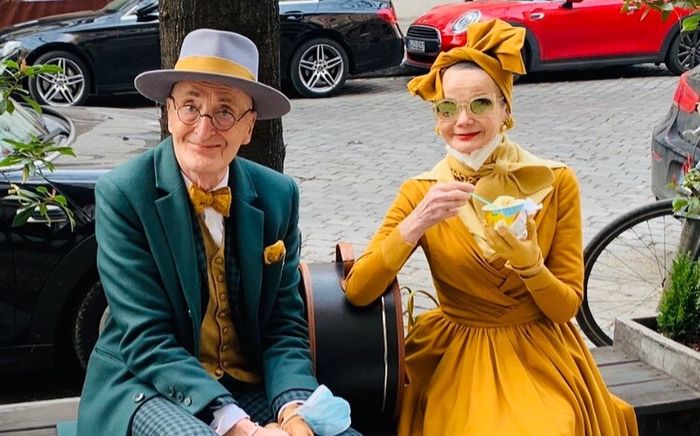 Cặp vợ chồng già nổi tiếng khắp thế giới vì mỗi lần xuống phố là một lần đi catwalk