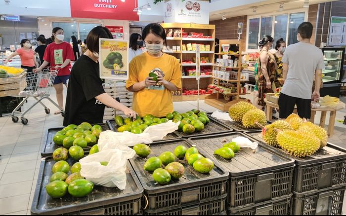 Tại sao chỉ ở nhà nhưng vẫn nhiễm COVID-19?