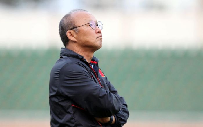 Tung tin HLV Park Hang Seo sang Thái Lan, vlogger phải gỡ nội dung và xin lỗi