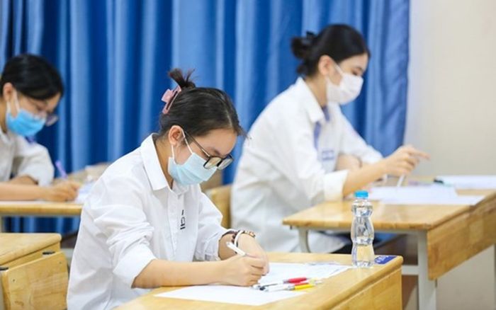 Bộ trưởng Bộ GD-ĐT: Năm 2022 là bước đầu đổi mới thi tốt nghiệp THPT