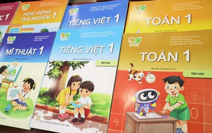 TP.HCM ra chỉ đạo về việc tạo điều kiện vận chuyển sách giáo khoa chuẩn bị cho năm học mới