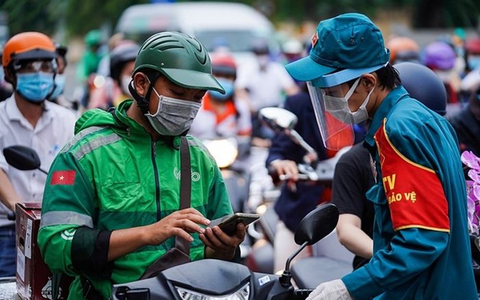 Sở Công thương TP.HCM đề xuất huy động 25.000 shipper tham gia vận chuyển hàng hóa cho người dân