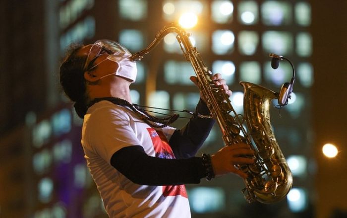 Sức khỏe của nghệ sĩ saxophone Trần Mạnh Tuấn ra sao sau gần 2 tuần nhập viện vì đột quỵ?