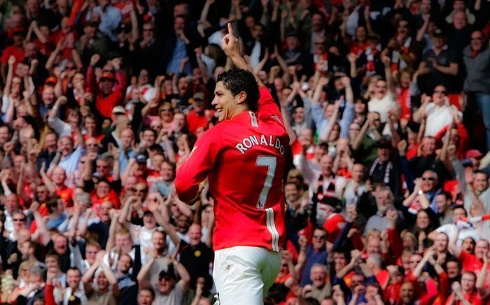 Ronaldo hoàn tất kiểm tra y tế, tri ân một nhân vật đặc biệt