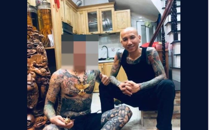 'Giang hồ mạng' Phú Lê có hành động gây tranh cãi: Chia buồn nhưng vẫn không quên để số tài khoản