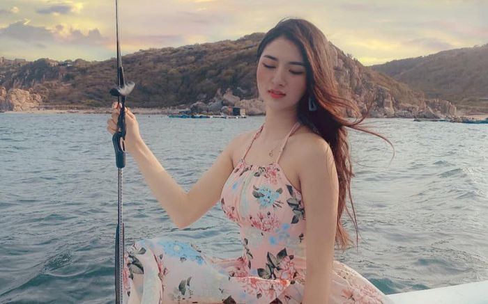 Streamer Vân Ruby gây xôn xao mạng xã hội vì được donate số tiền cực khủng là ai?