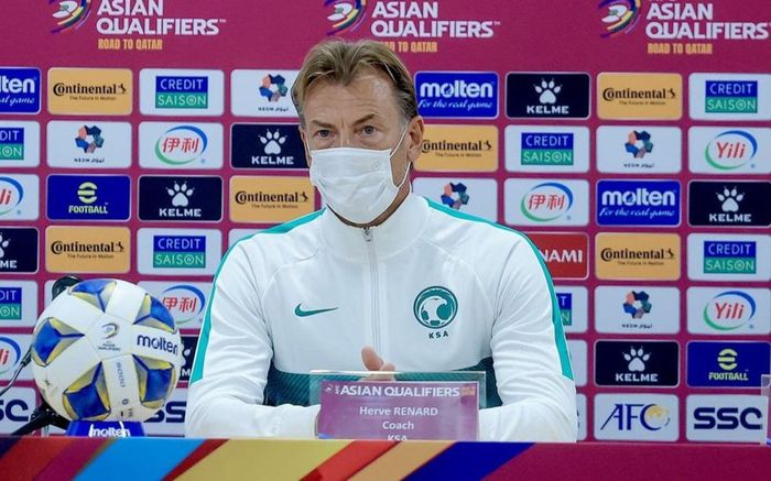 HLV Saudi Arabia khen một tuyển thủ Việt Nam