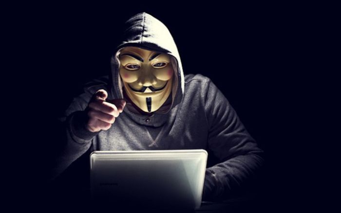 Ngỡ ngàng trước thủ đoạn chuyên nghiệp của nhóm thanh niên hack facebook chiếm đoạt hơn 2 tỷ đồng