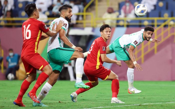 Tuyển Việt Nam bị FIFA trừ điểm nặng sau trận thua Saudi Arabia