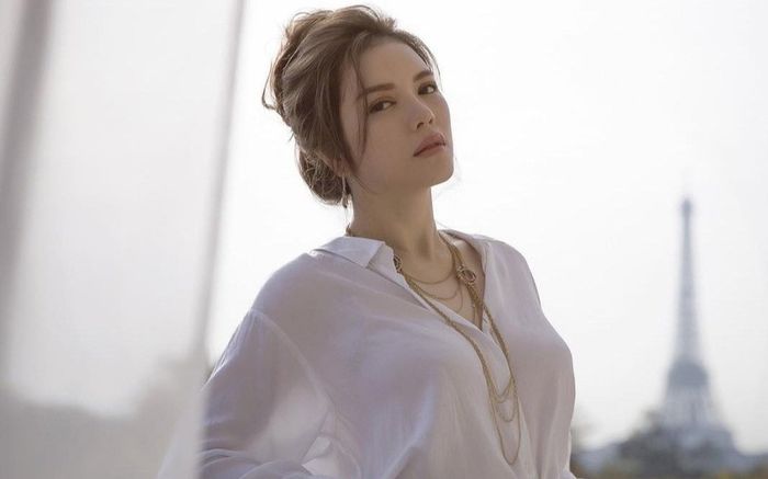 Bị chỉ trích 'ăn sang' giữa mùa dịch, Lý Nhã Kỳ đáp trả bằng 'vật chứng' cực kỳ thuyết phục