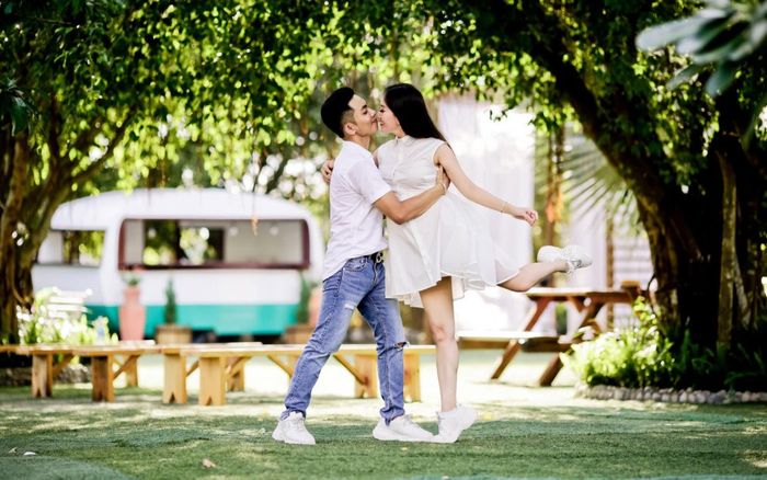 Khánh Thi đăng đàn đầy ẩn ý: 'Dùng đàn bà để thử đàn ông'