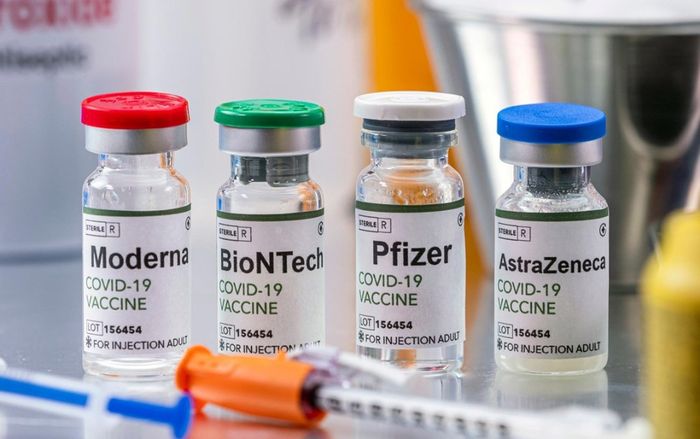 Khi nào nên tiêm trộn vaccine và nó có ý nghĩa ra sao trong việc nhanh chấm dứt đại dịch Covid-19?