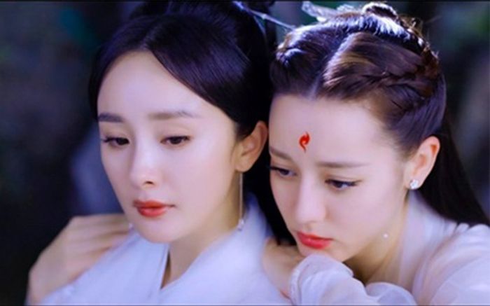 'Hộc Châu phu nhân' sắp lên sóng, Dương Mịch có đủ sức thống trị màn ảnh nhỏ như 'gà cưng' Nhiệt Ba?