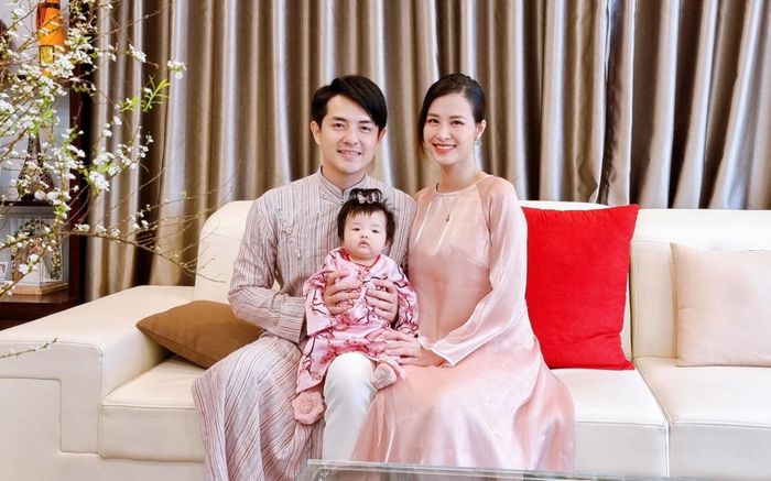 'Đu trend' quá khứ và hiện tại, Đông Nhi cay đắng nhận cái kết khi bị 'cướp' chỗ ngủ vì người này?