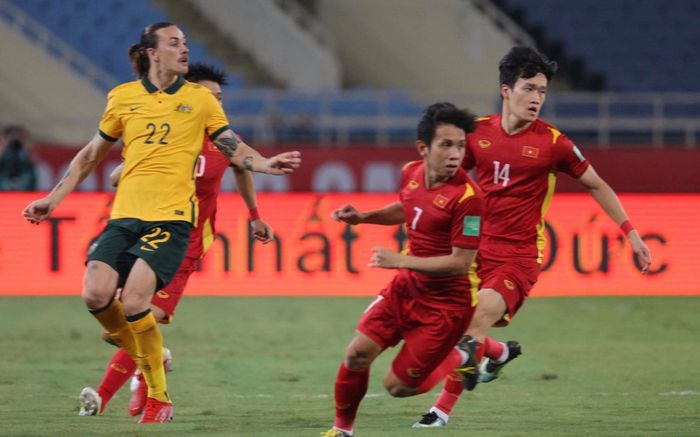 Tuyển Việt Nam rơi 3 bậc trên bảng xếp hạng FIFA, Trung Quốc bị trừ nhiều điểm nhất