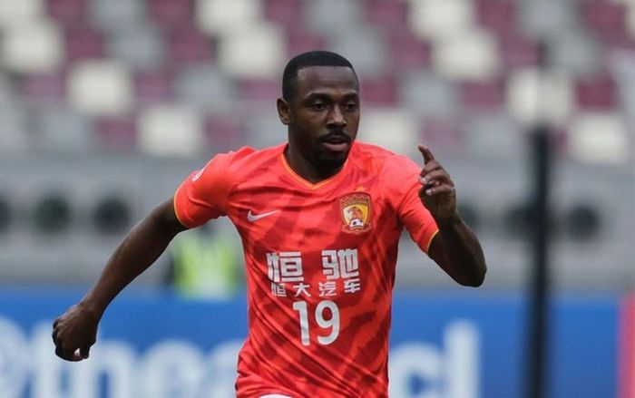 Tuyển Trung Quốc lên kế hoạch triệu tập tiền đạo gốc Brazil đấu Việt Nam