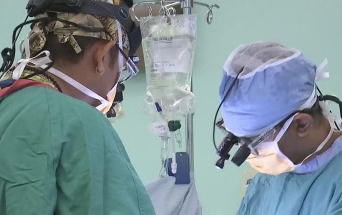 Chi phí điều trị bệnh nhân Covid-19 đắt tiền thế nào?