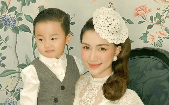 Bị nhắc điều nguy hiểm trong nhà với trẻ nhỏ, Hoà Minzy giải thích và sẽ khắc phục ngay khi hết dịch