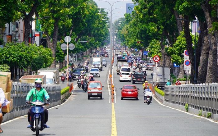 Vì sao TP.HCM tiếp tục kéo dài giãn cách xã hội theo Chỉ thị 16 đến cuối tháng 9/2021?