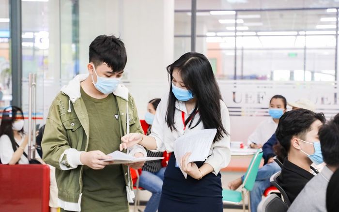Đại học Kinh tế - Tài chính TP.HCM công bố điểm chuẩn, cao nhất 24 điểm