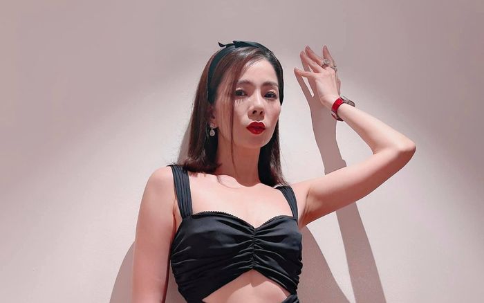 Hậu cãi tay đôi với antifan, Lệ Quyên 'cưa sừng làm nghé' thành tuổi đang 16