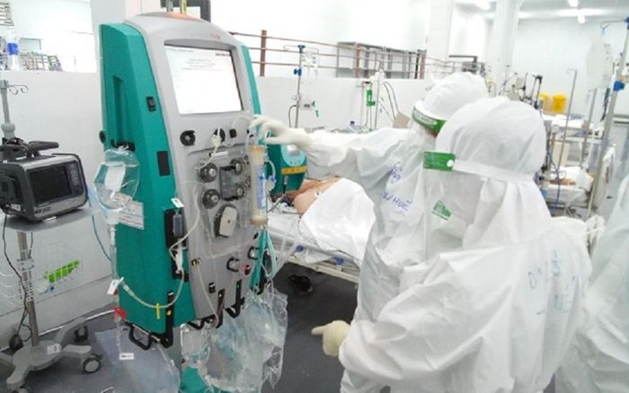 Sáng 18/9: Hơn 5.500 ca COVID-19 nặng đang điều trị; 5 địa phương nào có số F0 cao nhất?