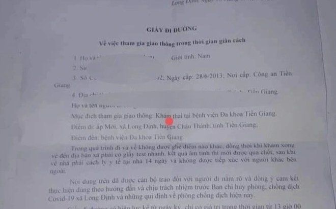 Một xã cấp giấy đi đường cho cụ ông 85 tuổi đến bệnh viện khám thai