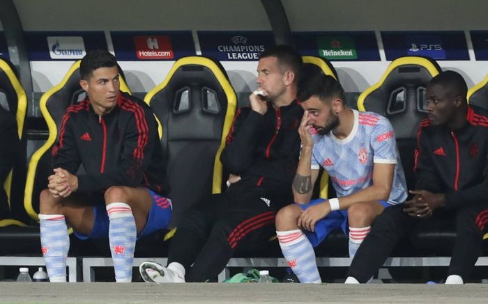 Sự thật vụ Ronaldo 'chỉ đạo' đồng đội MU gây tranh cãi
