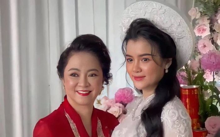 CEO Đại Nam khiến dân tình bán tín bán nghi khi nhắc khéo đã lên chức 'chị nội' trong livestream mới nhất